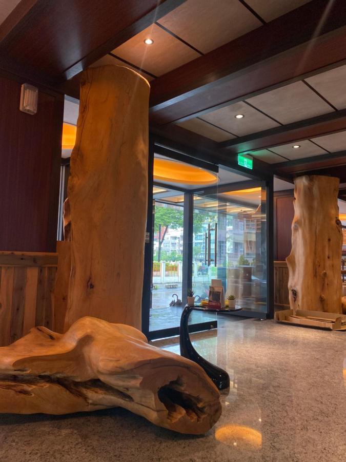 Pingtung 薇风精品商务旅馆（站前馆）酒店 外观 照片